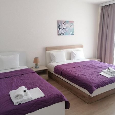 אוהריד Petroski Apartments מראה חיצוני תמונה