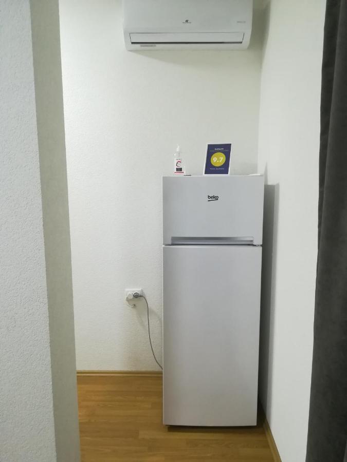 אוהריד Petroski Apartments מראה חיצוני תמונה