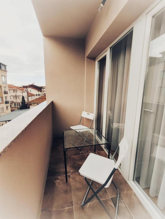 אוהריד Petroski Apartments מראה חיצוני תמונה